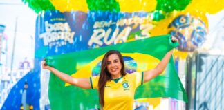 Débora Menezes visita Rua da Copa no Alvorada e defende que incentivo ao turismo deve chegar também ao interior do Amazonas