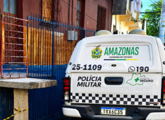CORPO COM MÃOS E PÉS AMARRADOS É ENCONTRADO EM CÓRREGO NO BAIRRO COMPENSA, EM MANAUS