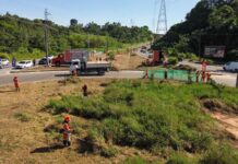 Prefeitura de Manaus intensifica mutirão de limpeza na avenida das Flores e reforça conservação urbana na zona Norte