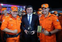 Wilson celebra 150 anos do Corpo de Bombeiros do Amazonas com maior ampliação da história da corporação no estado