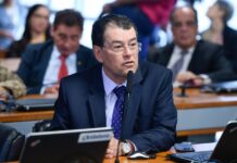 Eduardo Braga enfrenta nova ofensiva da Fiesp contra a Zona Franca de Manaus