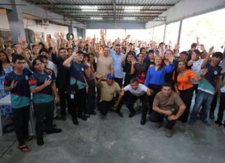 Durante formatura de 200 alunos do Instituto Mackenzie, Wilson Lima reafirma compromisso com igrejas e projetos sociais