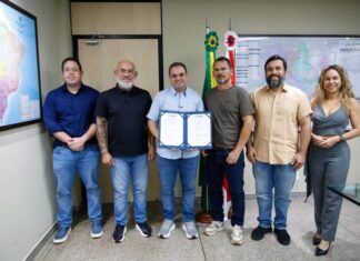 Governador Roberto Cidade assina ordem de serviço do Asfalta Amazonas para obras de pavimentação em Itapiranga e São Sebastião do Uatumã