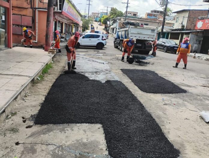 Prefeitura-de-Manaus-intensifica-recuperacao-asfaltica-no-bairro-Lirio-do-Vale-e-melhora-mobilidade-na-zona-Centro-Oeste-3-1536x1156