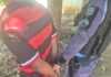 HOMEM É FLAGRADO APÓS FURTAR PORTA DE JAZIGO EM CEMITÉRIO DE NOVO AIRÃO NO AMAZONAS Furto de porta de jazigo em Novo Airão