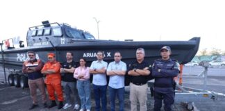 Governador Roberto Cidade entrega lanchas blindadas e equipamentos que reforçam combate ao narcotráfico no Amazonas