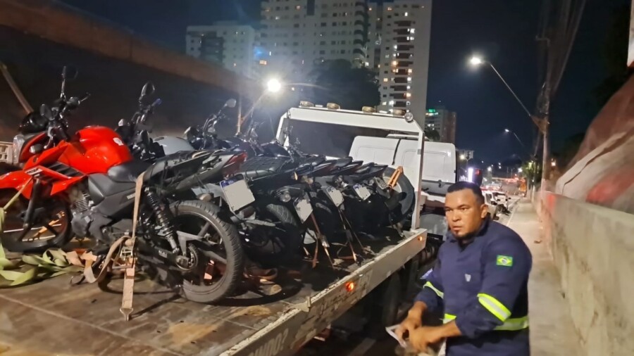 Agentes do IMMU durante a Operação Copa em Manaus.