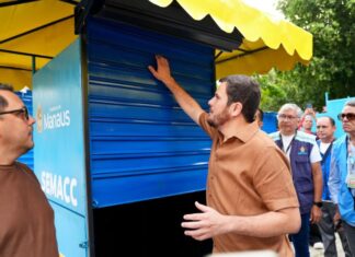 Prefeito Renato Junior entrega primeiras 26 bancas padronizadas e avança na revitalização do Centro de Manaus
