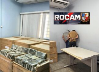 ROCAM APREENDE QUASE UMA TONELADA DE DROGAS EM VAN NA AM-010 E PRENDE DOIS HOMENS Policiais da Rocam apreendem quase uma tonelada de drogas em van na rodovia AM-010.