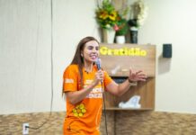 Débora Menezes reúne moradores no Alvorada para prestação de contas do mandato e reafirma compromisso com a defesa das crianças, adolescentes e famílias do Amazonas