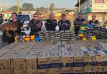 Polícia apreende 115kg de drogas escondidos em embarcação