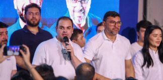 Roberto Cidade defende renovação política em evento de lançamento das pré-candidaturas de Carlinhos e Saimon Bessa