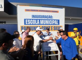 Eduardo Braga entrega obras e anuncia novos investimentos para Coari