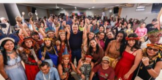 Eduardo Braga lança pré-candidatura de Vanda Witoto e defende maior representação indígena no Congresso
