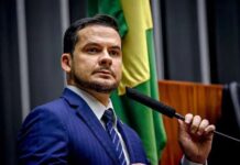 Capitão Alberto Neto dispara em Manaus e consolida liderança na corrida pelo Senado
